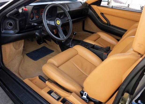 ferrari-testa-interior.jpg